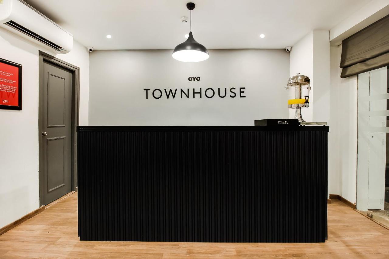 Oyo Townhouse 600 Gangothri Hotel Secundurabad Buitenkant foto