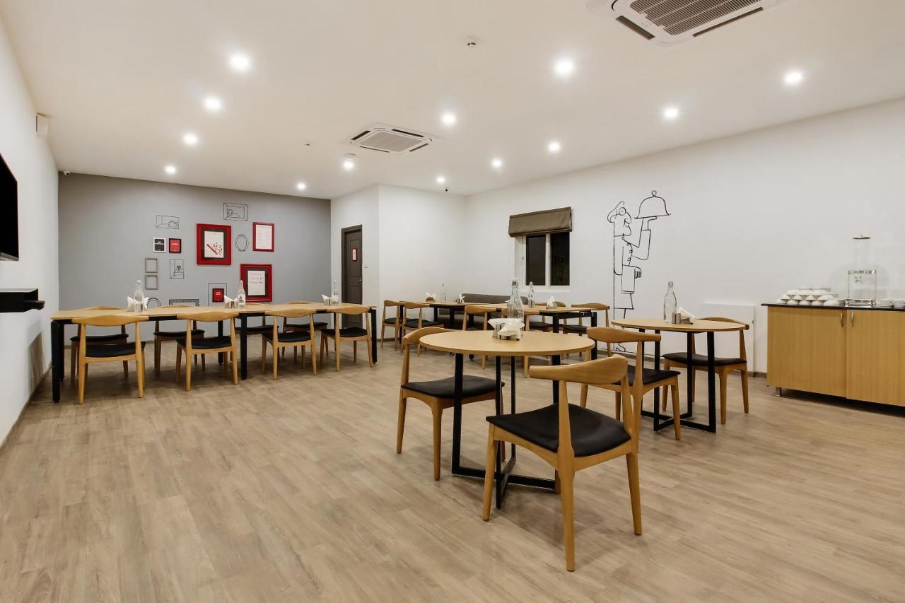 Oyo Townhouse 600 Gangothri Hotel Secundurabad Buitenkant foto
