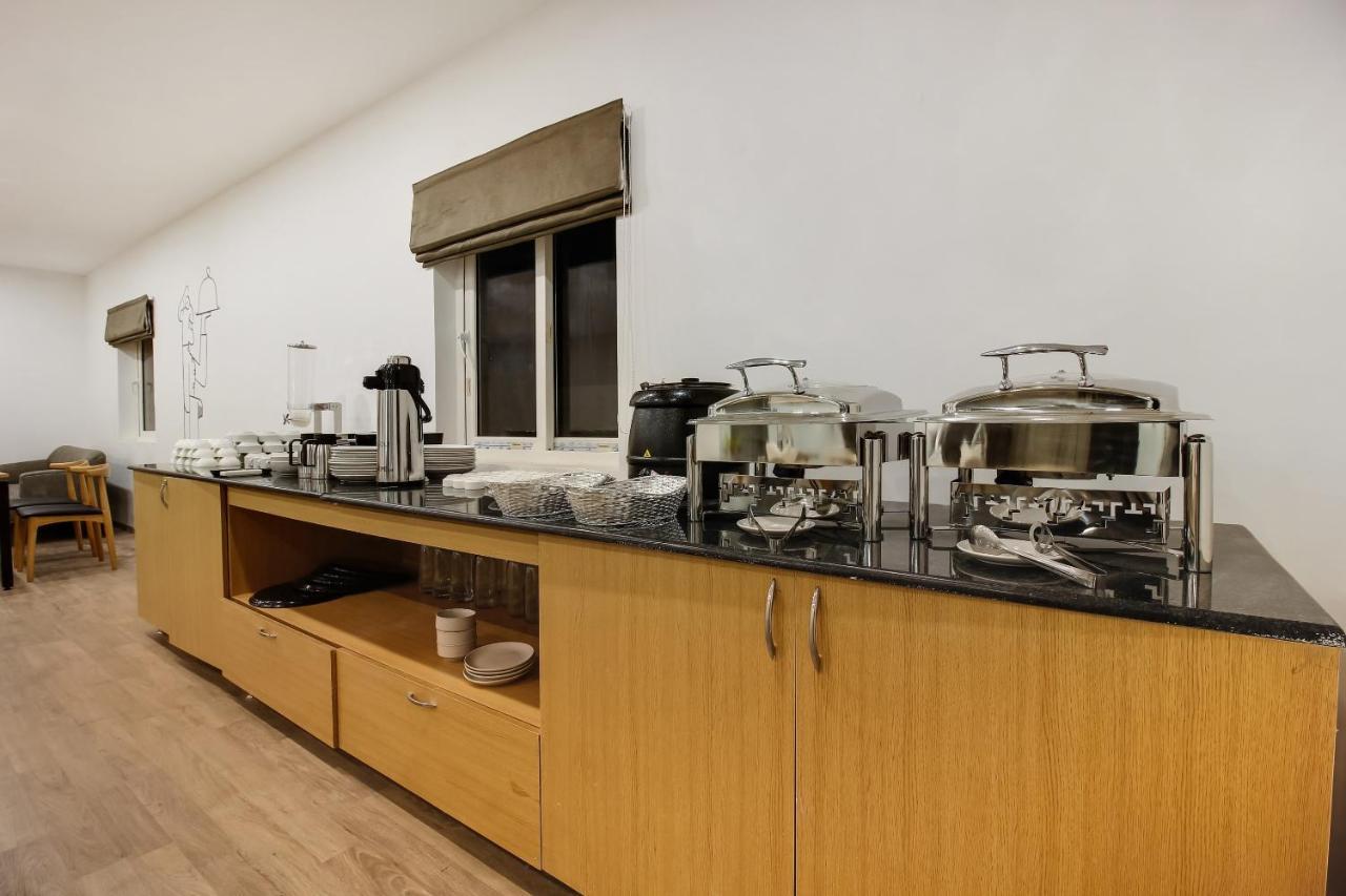 Oyo Townhouse 600 Gangothri Hotel Secundurabad Buitenkant foto