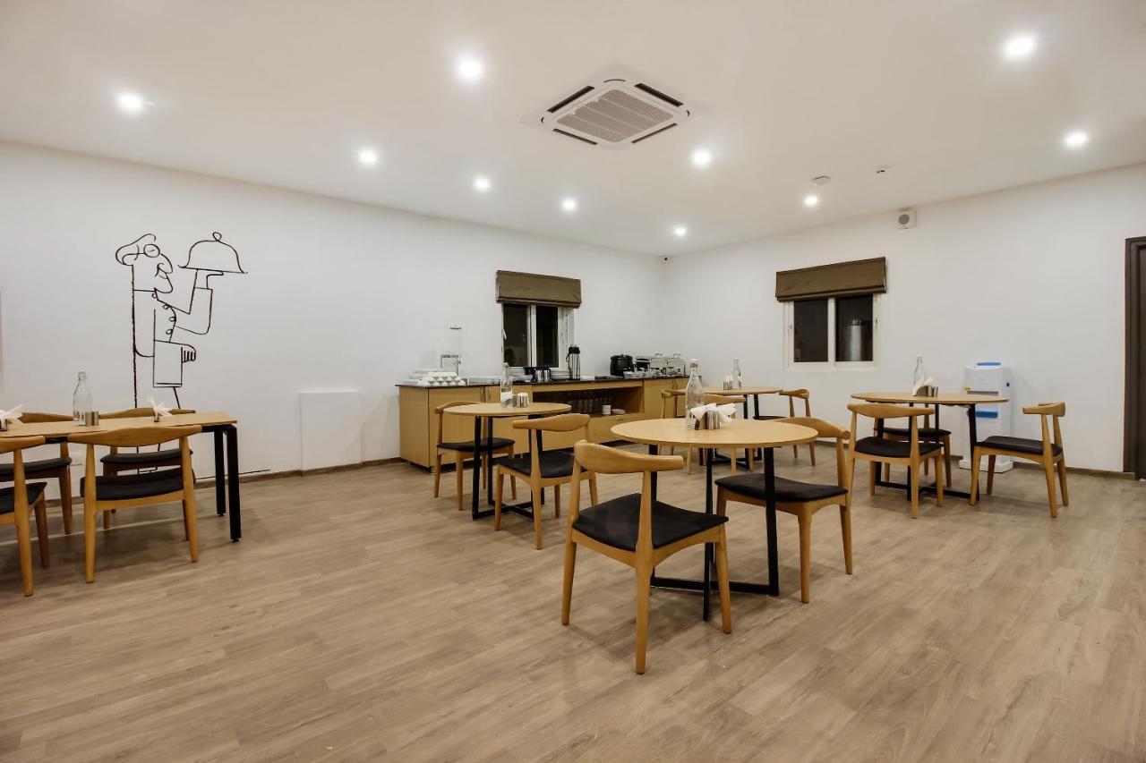 Oyo Townhouse 600 Gangothri Hotel Secundurabad Buitenkant foto