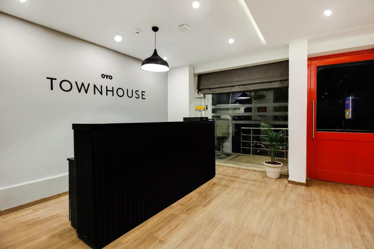 Oyo Townhouse 600 Gangothri Hotel Secundurabad Buitenkant foto