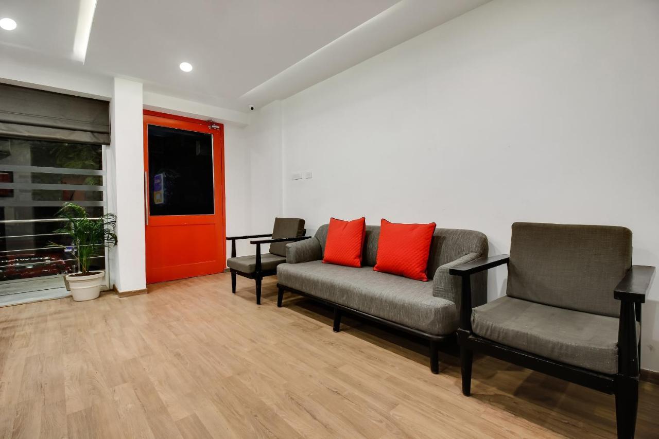 Oyo Townhouse 600 Gangothri Hotel Secundurabad Buitenkant foto